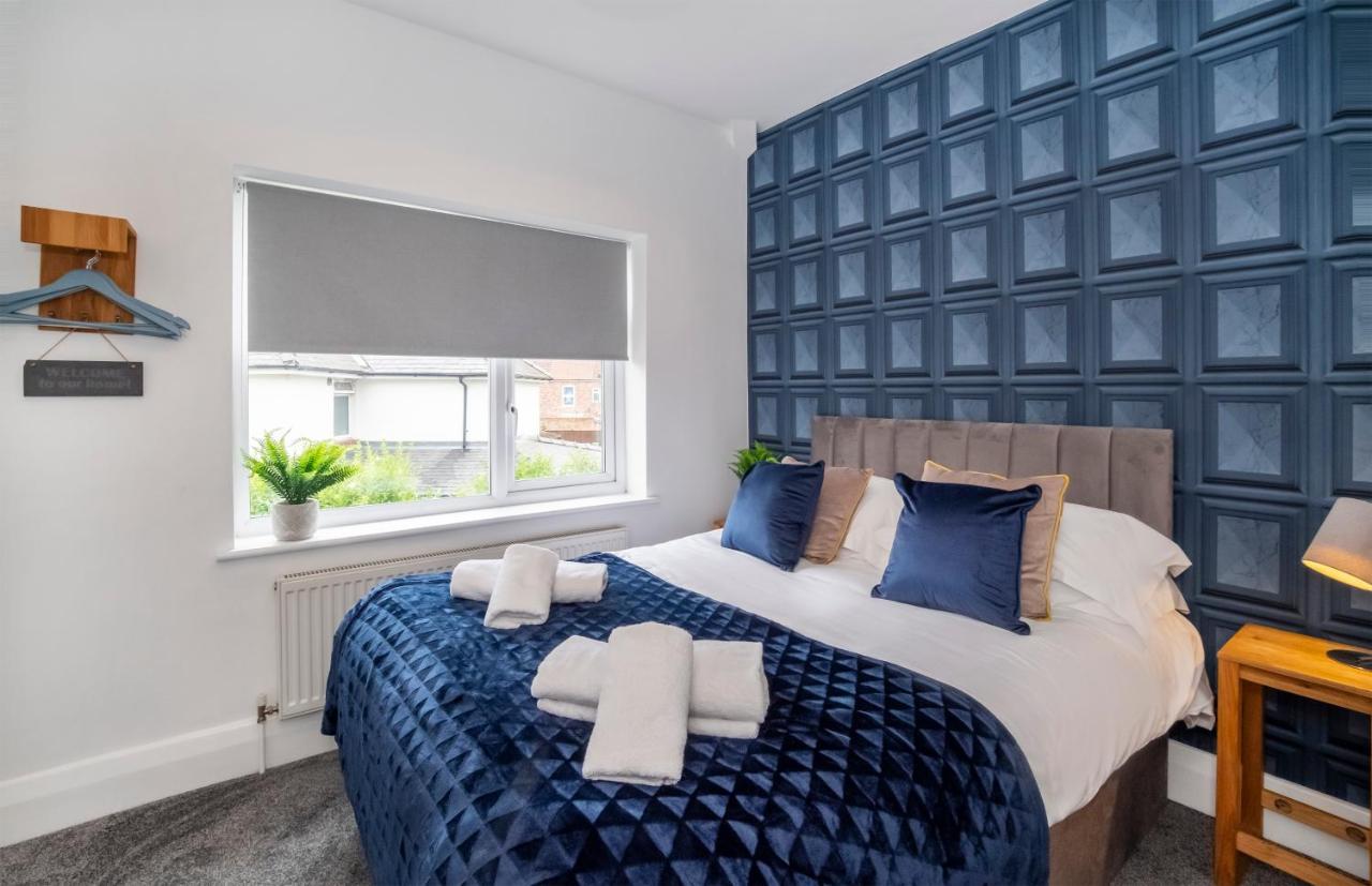 Stylish Hot Tub House With Free Parking! Villa York Ngoại thất bức ảnh